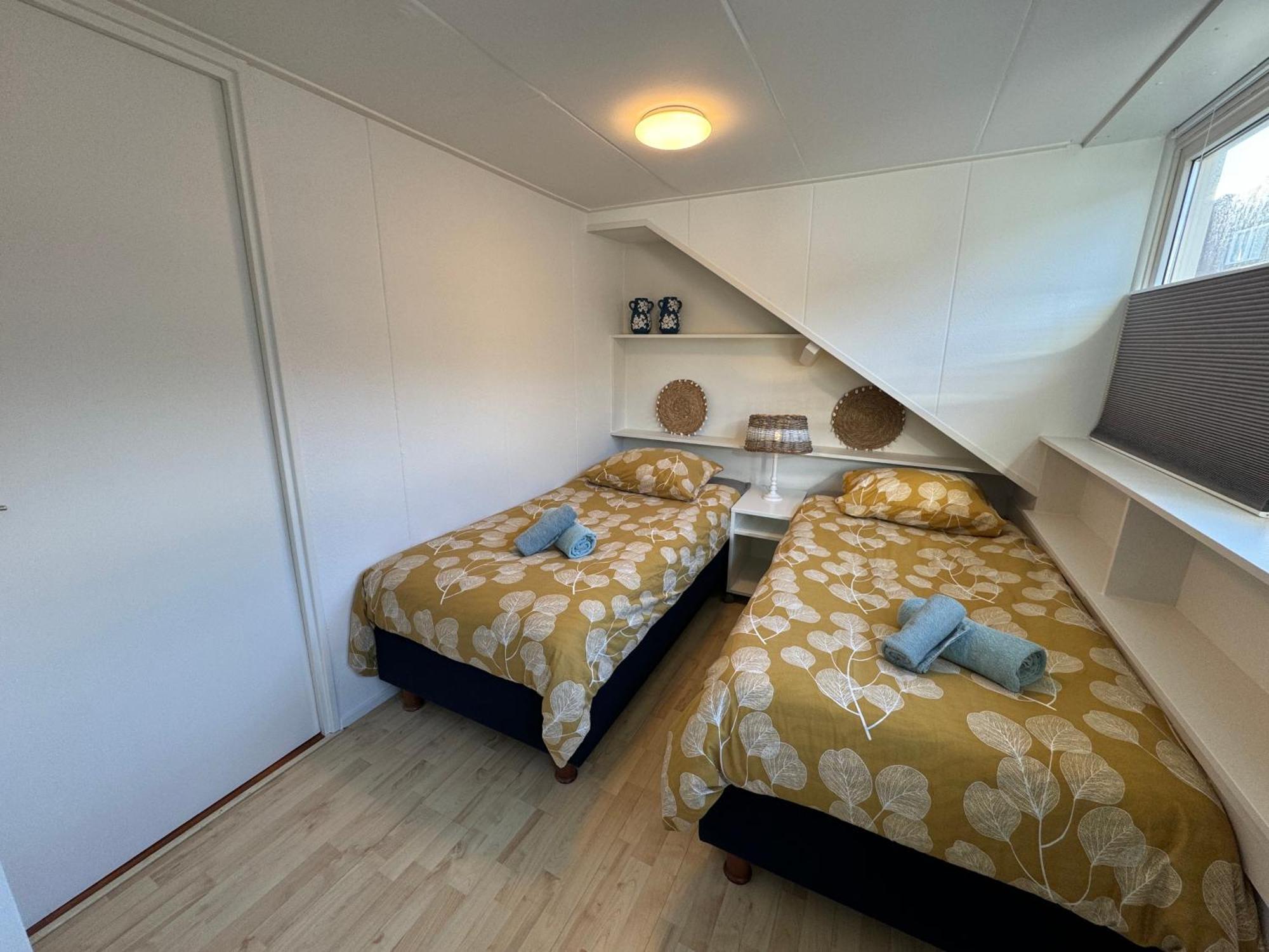 Vakantiehuisje Aan Zee Met Dakterras Rust En Strand 250 M エグモント・アーン・ゼー エクステリア 写真