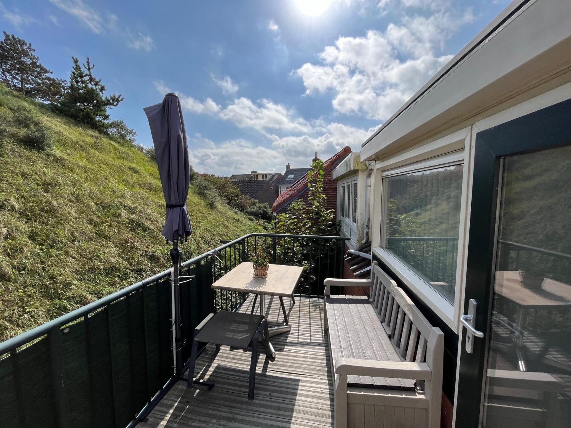 Vakantiehuisje Aan Zee Met Dakterras Rust En Strand 250 M エグモント・アーン・ゼー エクステリア 写真